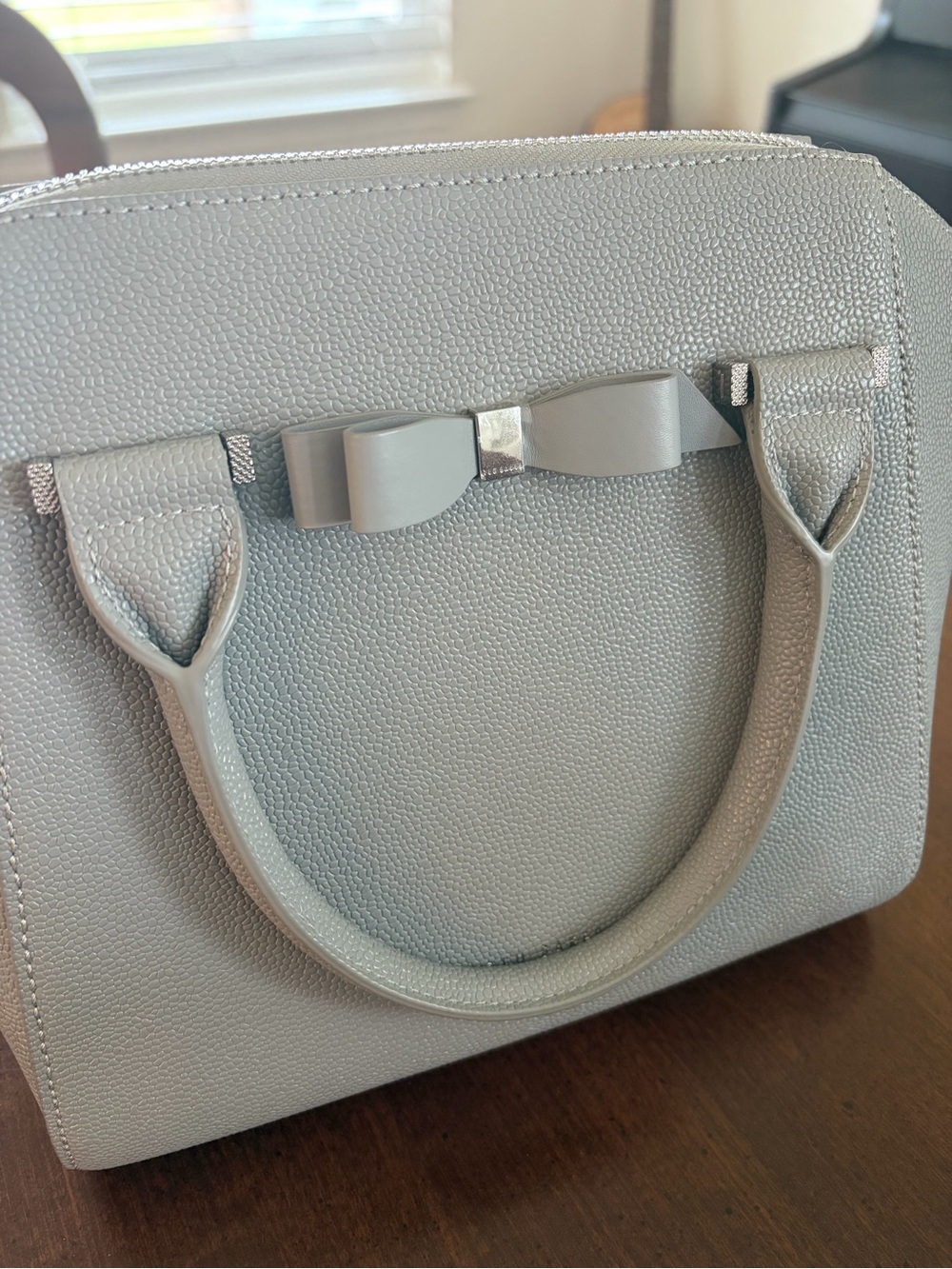 Ted Baker Light Gray Pebbled Janne Bag with Bow - Picture 3 of 8